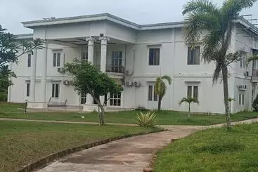 ホテル Oyo 93512 Umbuy Homestay