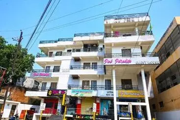 Hotel Pink Paradise