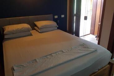 פנסיון Casa Cultural Caiçara Paraty Wifi, Vaga Privativa, Próxima Ao Centro Histórico