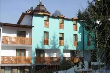 Aamiaismajoitus (B&B) Pensiunea Olt Centrum Olt Centrum Panzio