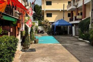 Pensión Ta Worapanom House Edelweiss