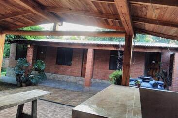 پانسیون Hospedaje Mandu,ara