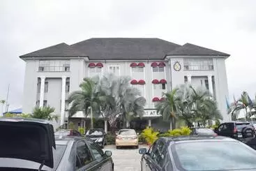 Golden Tulip Hotel  Gt31 Stadium Road