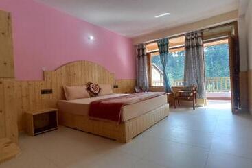 Pensão Wood Stone Homestay