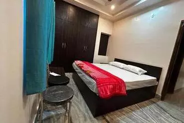 Oyo Hotel Shrikaya