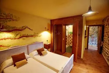 مسافرخانه Posada Rural Ochohermanas