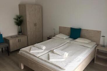 בית מלון כפרי Aqua