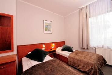 בית מלון כפרי Preemier