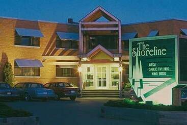 酒店 The Shoreline Inn