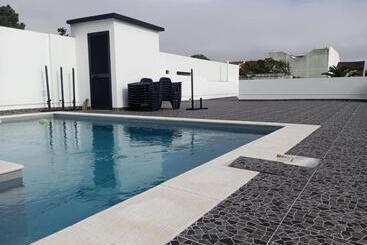 Bed and Breakfast The Rock Hostel