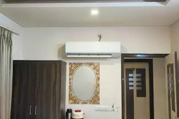 Oyo Hotel Aryan