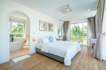 استراحتگاه Mia Luxury Villa Bình Châu