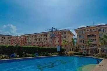 Aparthotel Arezzo Place Davao Condominium