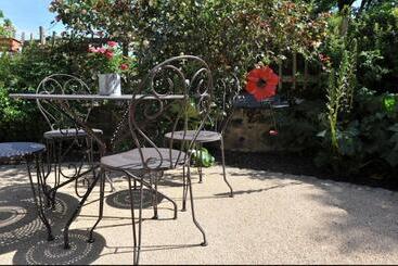 住宿加早餐  Domaine De La Ménie