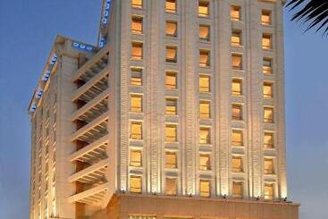 Hotel Lemon Tree Premier, Malad, Mumbai