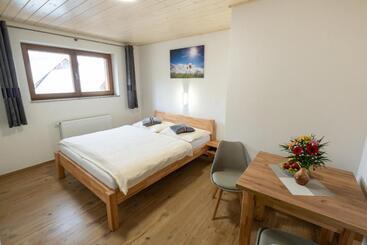 ペンション Penzion Kamzik A Drevenica