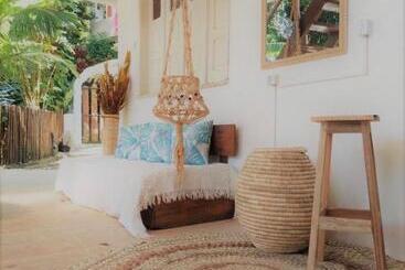 ユースホステル Moana Guest House