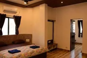 Hotel Suyog Matheran
