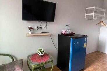 בית מלון כפרי บ้านสวน