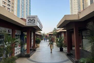 Bed and Breakfast Stay At Lanco Hills