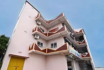 Hotel Oyo Silk City Palace