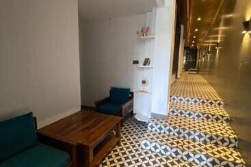 Hotell Woods Kaichi Dham