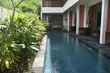 Majatalo Ketut Joglo Guest House
