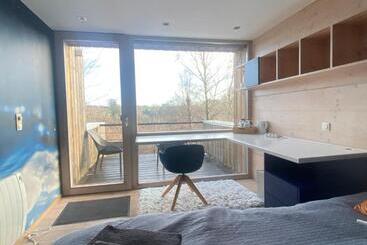 تختخواب و صبحانه Chambres Perchees