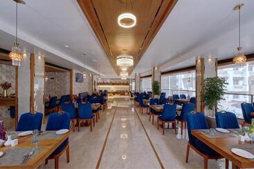 Hotel Cordial Sopanam