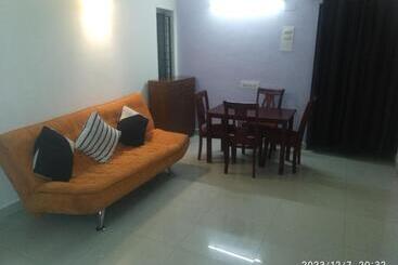 Pension (Hôtel basse catégorie) Royale Seaward Supreme