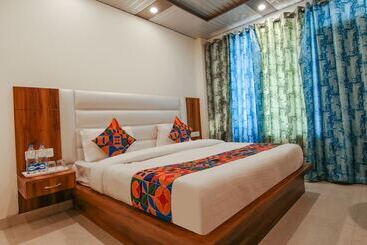 Hotel Fabexpress Sagar Residency