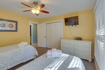 茅舍 Hilton Head Island Resort Home W/ Community Beach!