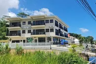 ホテル B Holiday Apartments