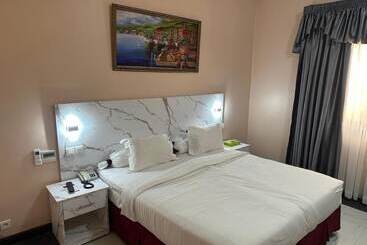 Hotel Fleur De Lys Almadies