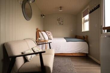 茅舍 Shepherds Hut Near Gortin Omagh