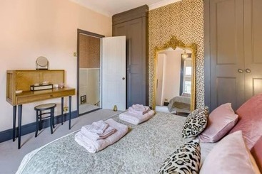 Rezidans Beautiful Cottage In Central Whitstable