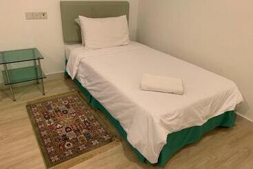 Lägenhetshotell Mciti Suites