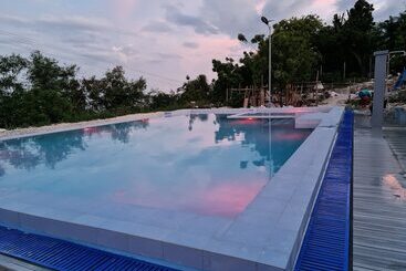 Pension 24/7 Lantawan Resort