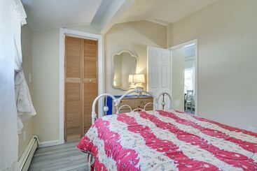 Single Story Cottage In Glen W/ Deck & Near Skiing