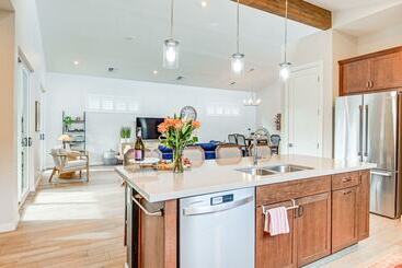 コテージ Flagstaff Home W/ Fire Pit + Hiking Trail Access!