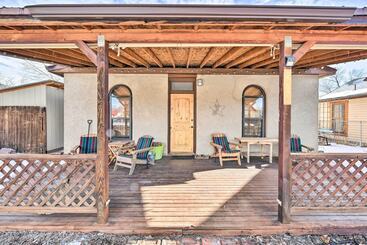 بيت ريفى 0255: Eclectic Sanctuary 6 Blocks From Downtown!