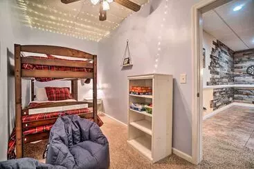 Mökkimajoitus Hiawassee Cabin W/ Mtn Views < 1 Mi To Lake!