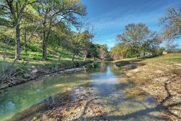 بيت ريفى Hillside Acres Retreat