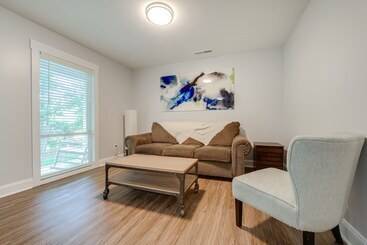 Сельский дом Modern Fayetteville Home Near Trilith Studios!