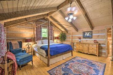 Сельский дом Spacious Sky Valley Home With Resort Perks!