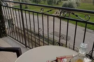 ベッドアンドブレックファースト Beb Albachiara