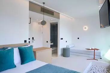 Hotelli Twinn Downtown Piraeus, Santikos Collection