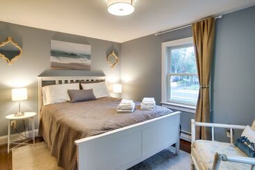 West Yarmouth Cottage W/ Gas Grill: Walk To Beach!