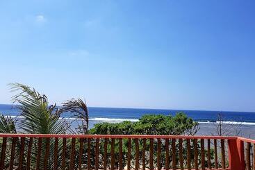 Panzió Traditional Filipino Cottages