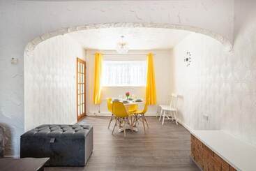 レジデンス Cosy House Near Lea Hall Train Station Bhx Nec Nia